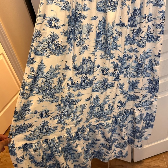 Off-Shoulder Blue & White Toile Maxi Dress - Picture 4 of 7